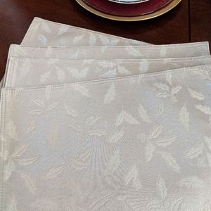 Lenox placemats, new with tags!